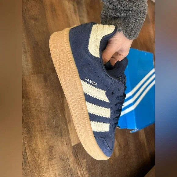 Adidas Samba XLG - Picture 9 of 10